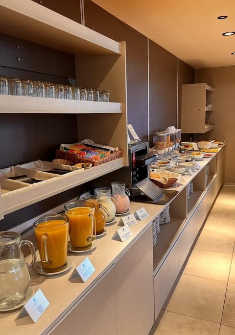 Hotel Nahuel Huapi, Breakfast area