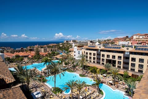 GF Gran Costa Adeje, Pool