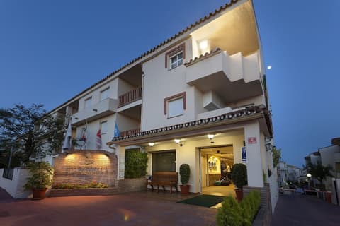 Crown Resorts Club Marbella, Front of property - evening/night