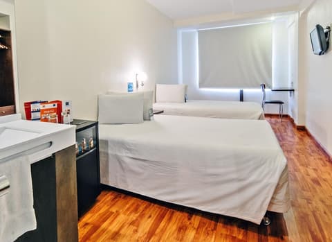 Hotel LP Columbus, Room