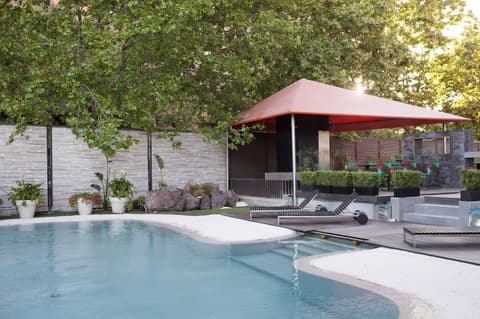 Hotel Puerta América, Outdoor pool