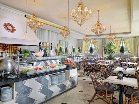 Gran Oasis Resort, Restaurant