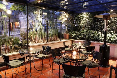 Hotel Estelar Suites Jones, Restaurant