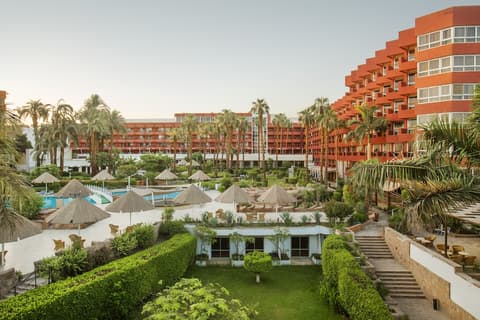 Pyramisa Hotel Luxor, Exterior