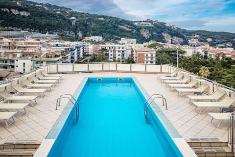 Grand Hotel Cesare Augusto, Outdoor pool