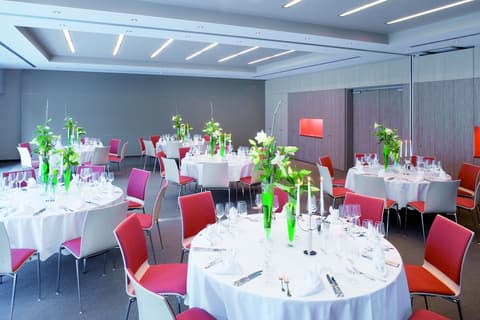 Mövenpick Hotel Frankfurt City, Indoor wedding