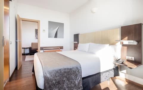 Hotel ILUNION Aqua 4, Room