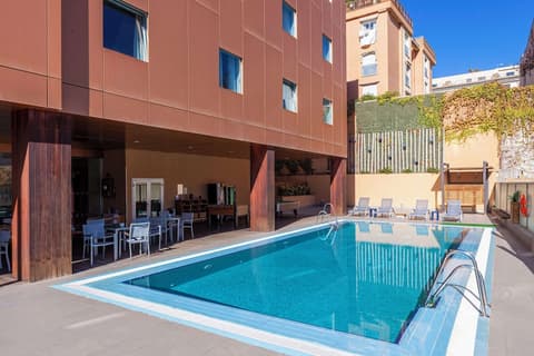 Hotel Macià Real de La Alhambra, Pool