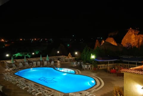 Burcu Kaya Hotel, Pool