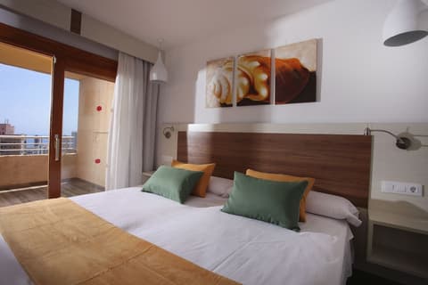 Sandos Benidorm Suites, Room