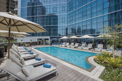 TRYP by Wyndham Dubai, Outdoor pool