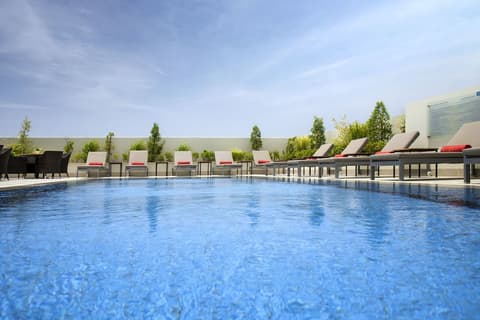 Centro Salama Jeddah by Rotana, Pool