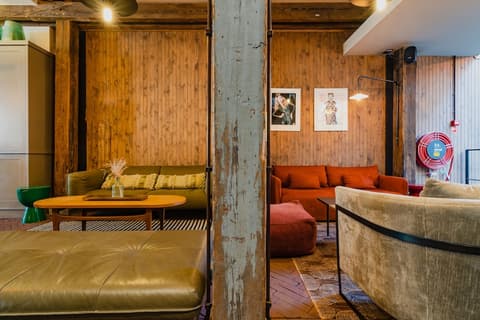 Hotel van de Vijsel, Lobby