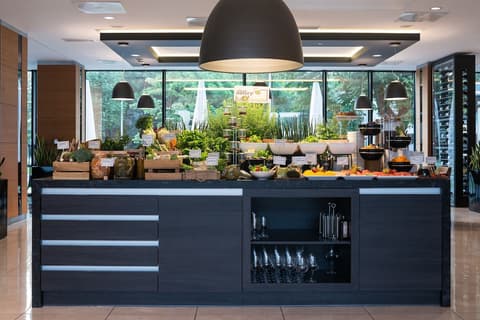 Q Hotel Plus Krakow, Restaurant