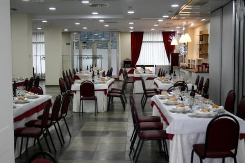 Hotel Virgen de Covadonga, Dining