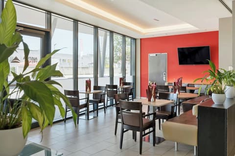 Four Points Flex by Sheraton Salzburg Messe, Lobby lounge