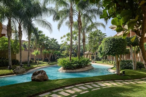 Dusit Thani LakeView Cairo, Room