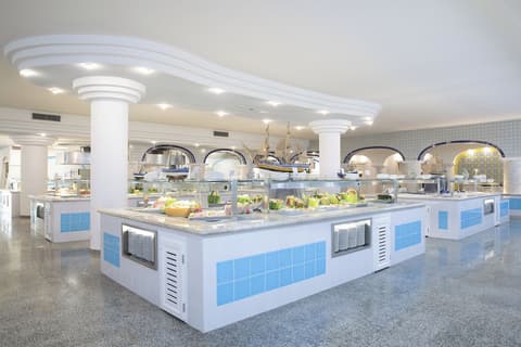 Club Hotel Marina Beach, Buffet