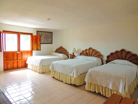 El Mesón del Marqués, Room