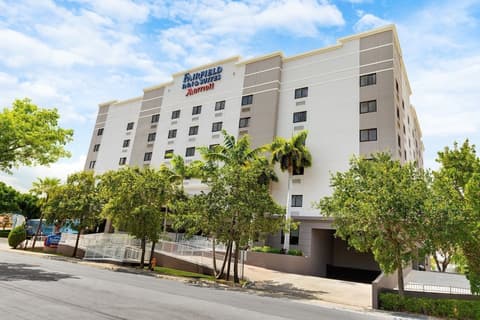 Fairfield Inn & Suites by Marriott Miami Airport South, Exterior