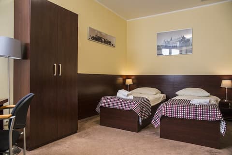 Atlantic Hotel, Room