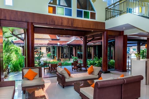 Nipa Resort, Lobby sitting area