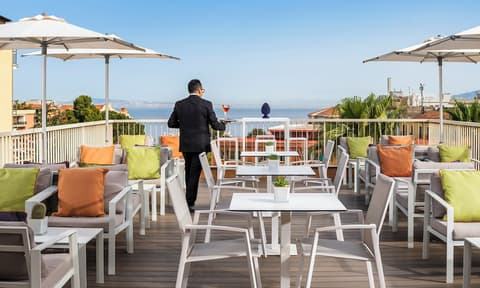 Hotel Michelangelo, Lobby lounge