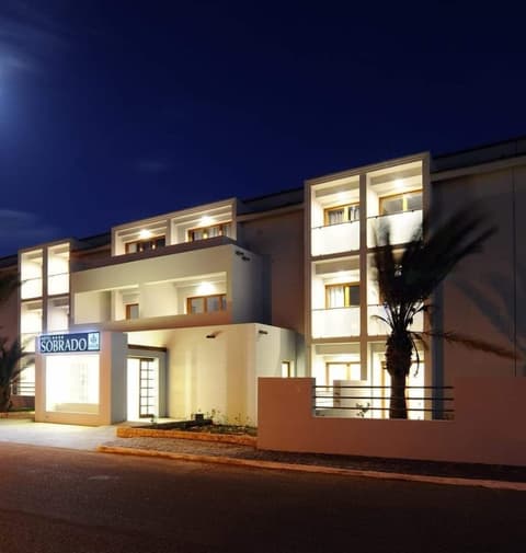 Hotel Sobrado, Front of property
