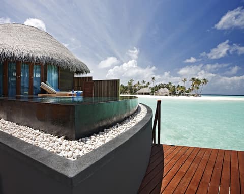 Constance Halaveli Maldives - Transfer in Idrovolante INCLUSO - Airone Selection, Room