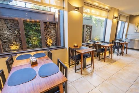 Hotel Carlos V Patagonia, Breakfast area