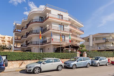 Hotel Villa Piras, Food and drink