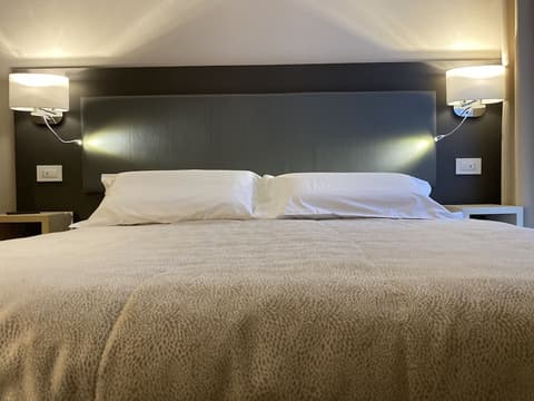 Hotel Victoria, Room