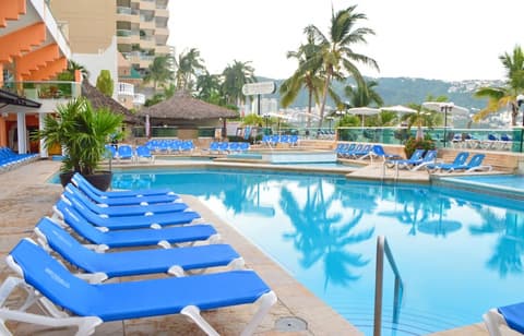 Copacabana Beach Hotel Acapulco, Pool