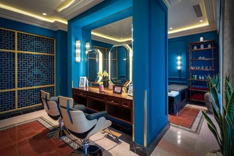 Silk Path Grand Hue Hotel, Hair salon