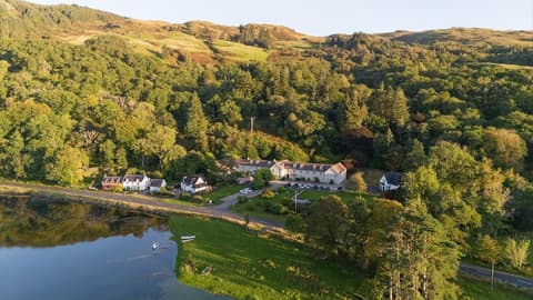 Knipoch House Hotel, Property grounds