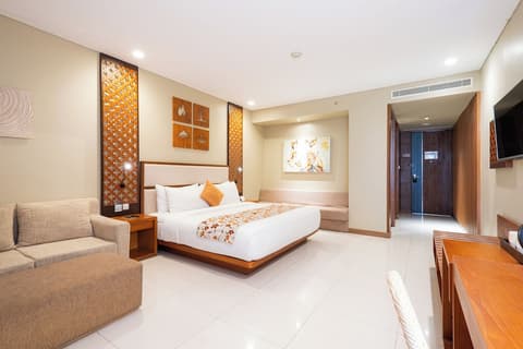 VOUK Hotel & Suites, Room