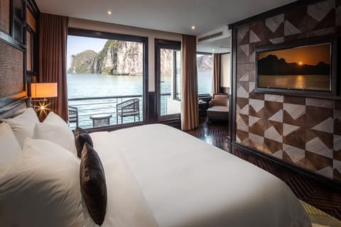Ambassador Cruise Halong Bay, Room