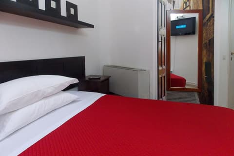 Hostel Colours, Room