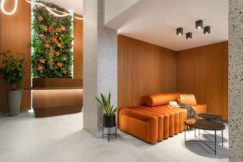 11 Enteka Acropolis Suites, Reception