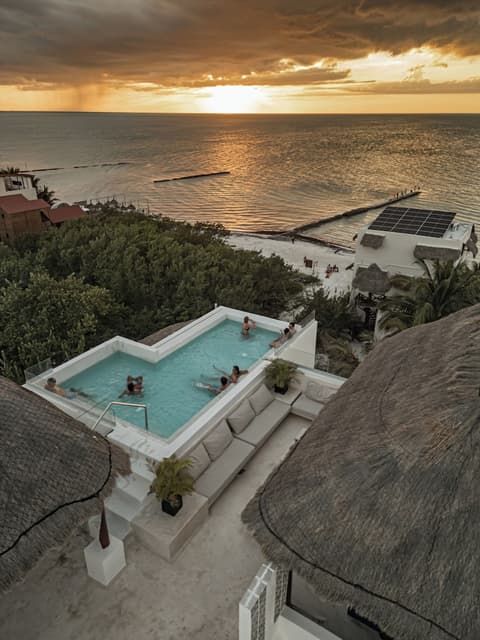 Casa Astral Hotel Boutique and Apartments, Rooftop pool