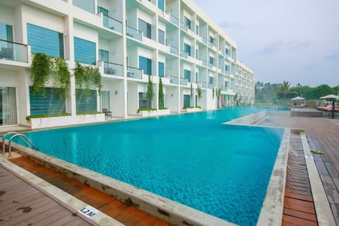 Citrus Waskaduwa, Pool