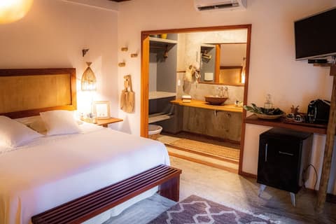 Aloha Village Hotel, Room