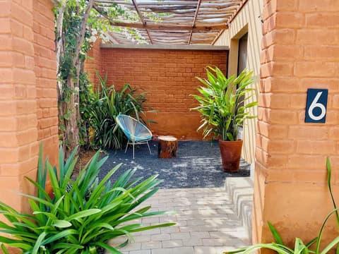 Hôtel BOMA, Terrace/patio