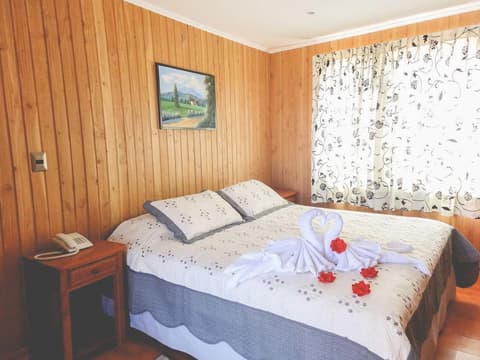 Iorana Tolache, General view