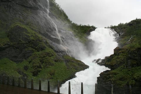 Der Fjordtraum in Balestrand direkt am Wasser, 