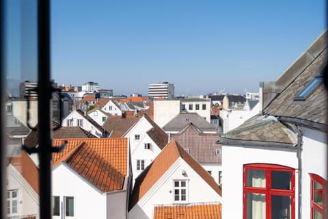 The Villa Apartments, 