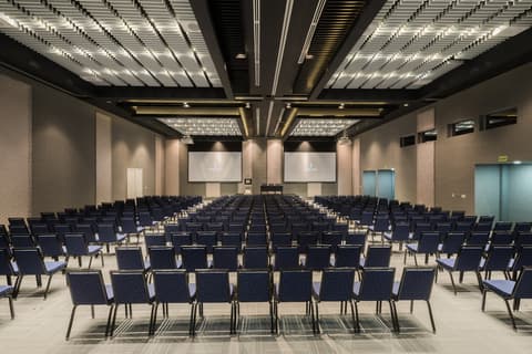 Las Americas Golden Tower Panama, CON