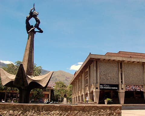 Medellín y Cartagena