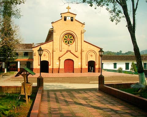 Medellín y Cartagena