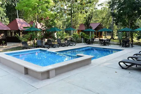 Kin Balam Cabanas, Pool